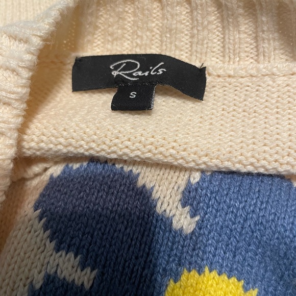 Rails Cream Crew Neck Sweater with Floral Design - Picture 4 of 5
